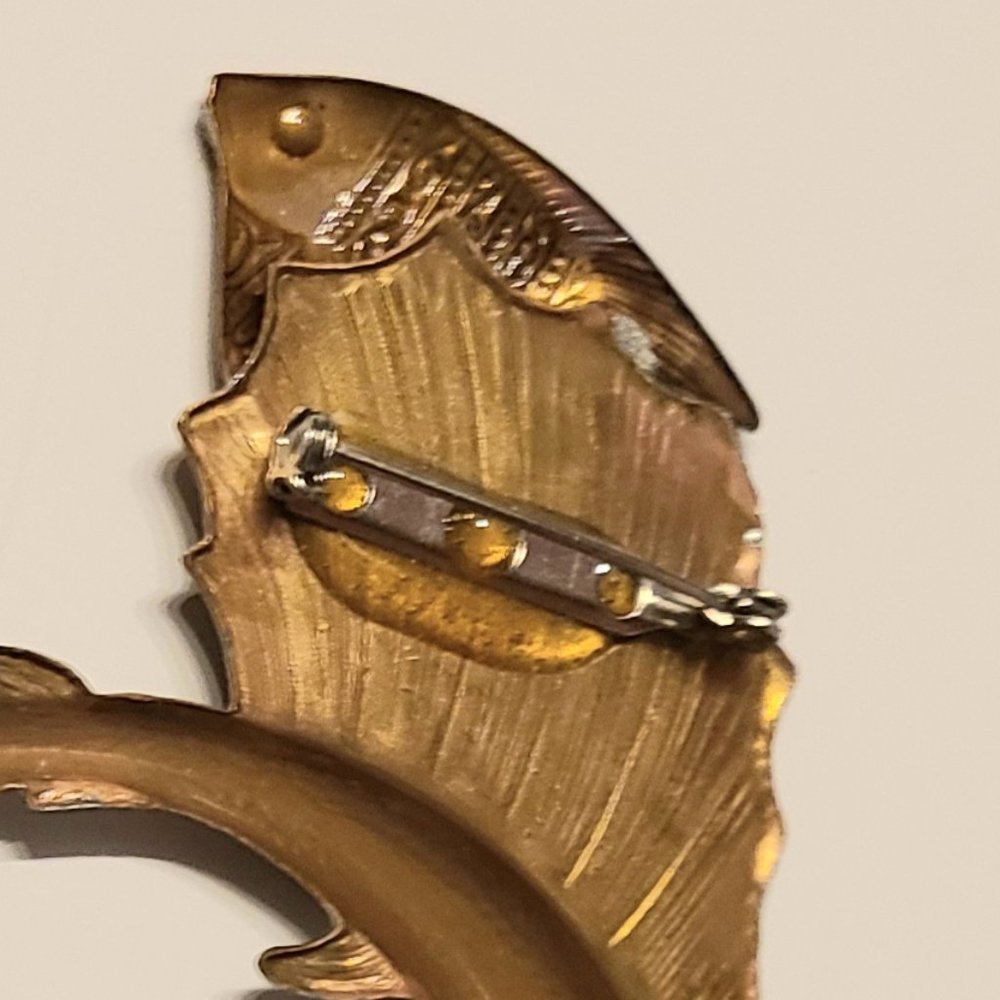 **4/$13** Brooch - Picture 6 of 8